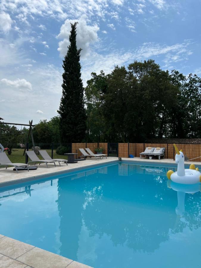Coulonges Hotel Savignac-sur-Leyze Buitenkant foto